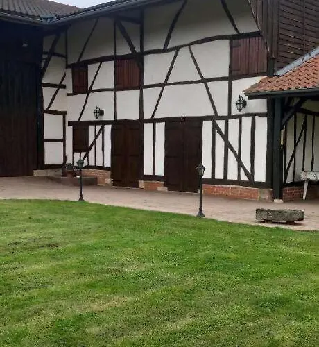 Holiday home Maison Cope Chatillon-sur-Broue